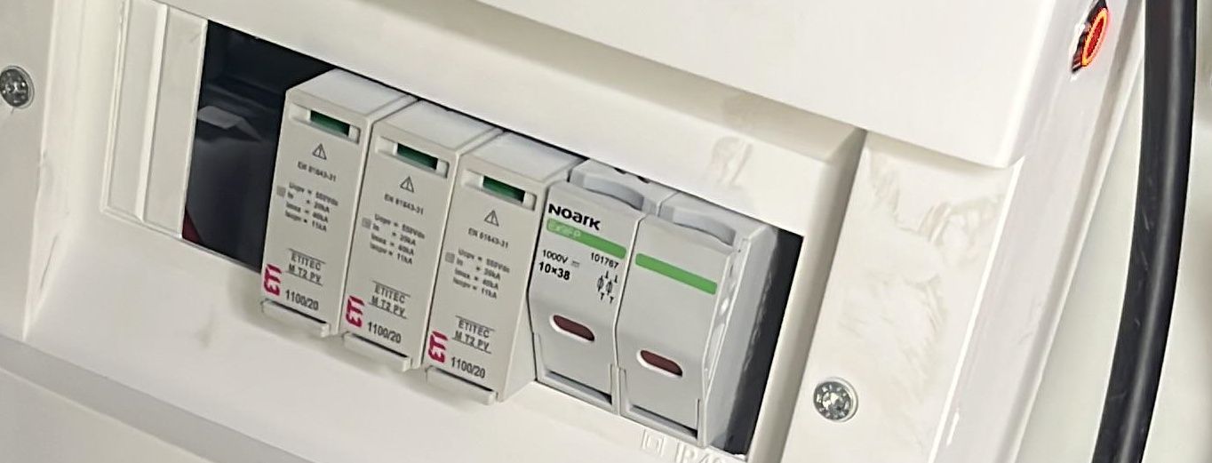 Protecții DC sistem fotovoltaic – Apahida